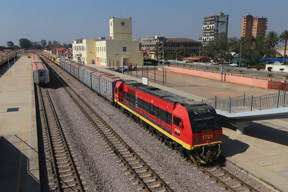 Africa Mining: First train carrying ore from DR Congo arrives in Angola ...